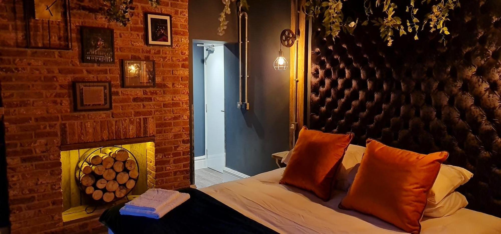 The Waterside Bar, Rooms & Restaurant Swinton  Habitación foto